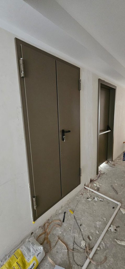 Acil Durum Çıkış Kapısı 5